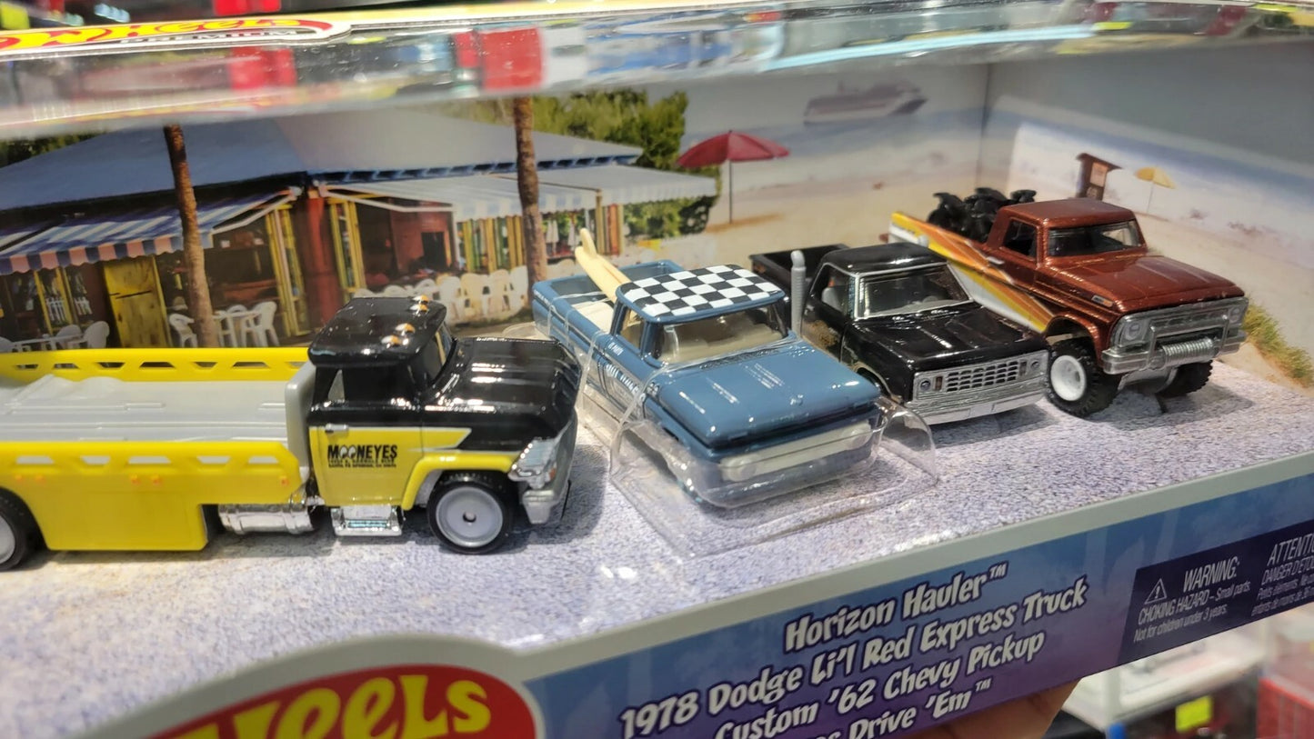 Hot Wheels Premium Collector Set Texas Drive'Em Chevy Pickup Trucks HCP99 1:64