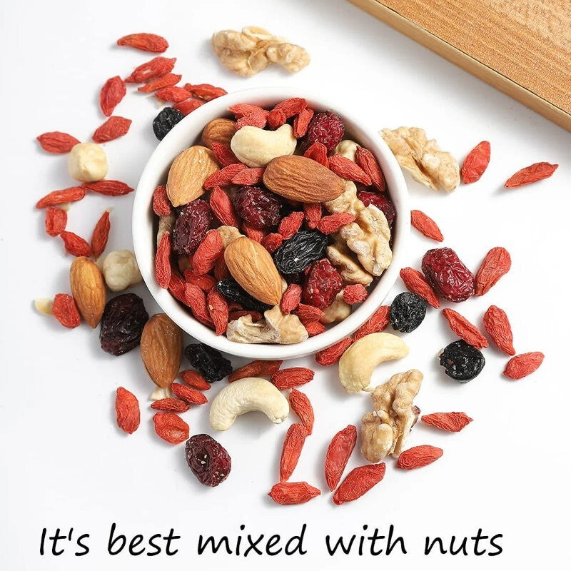Nature's Lane Organic Dried Goji Berries 1kg - No Artificial Colours or Flavours