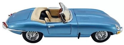 Maisto 1:18 Scale Special Edition Jaguar E-Type Cabriolet Die Cast Car Set Blue