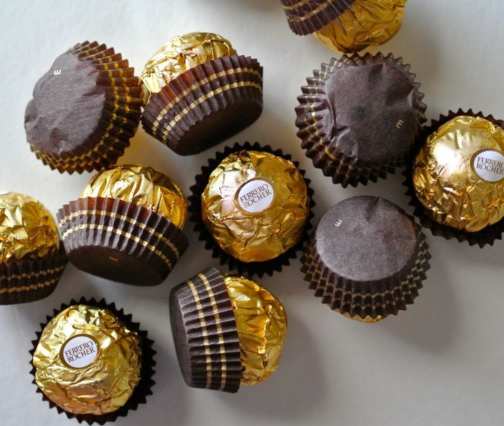 Ferrero Rocher Hazelnut Fine Milk Wafer Premium Chocolate 600g 48 Piece Box Gift