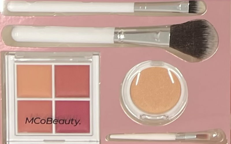 MCoBeauty The Ultimate 14 Piece Beauty Make Up Collection - Make Your Own Lip