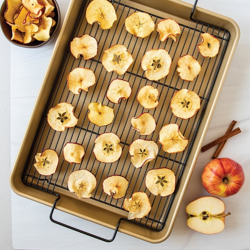 Nordic Ware High-Sided Oven Crisp Baking Tray Nonstick Bakeware Half Sheet