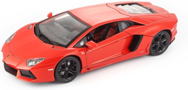 Maisto 1:18 Scale Special Edition Lamborghini Aventador LP 700-4 Die Cast Car