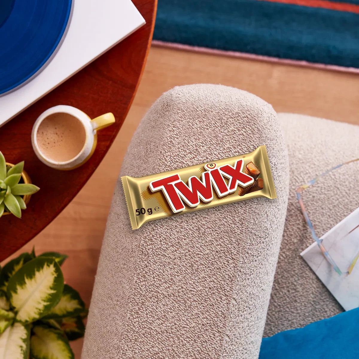 20 x 50g Twix Milk Chocolate Caramel Crunchy Biscuit Bars Full Box Made in Egypt