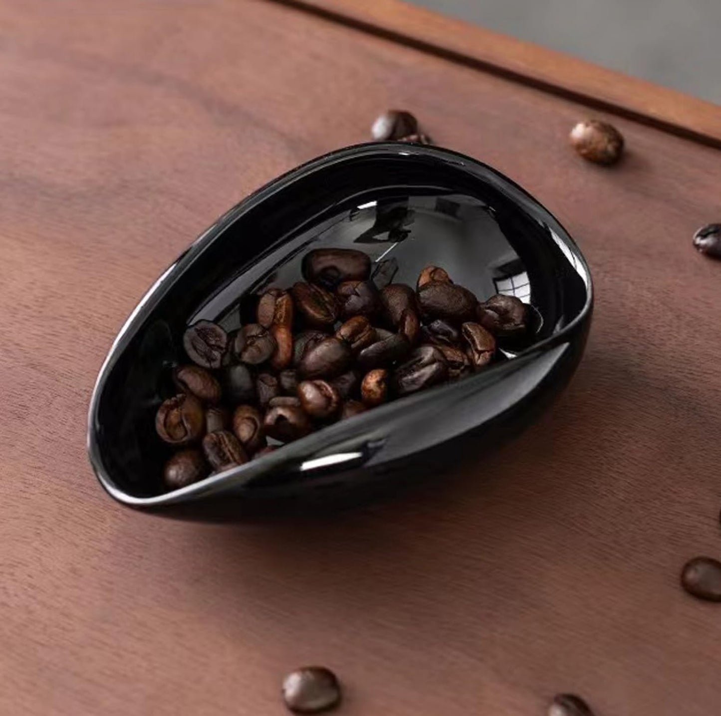 Ceramic Coffee Bean Dosing Cup Black Espresso Barista Vessel for Home Cafe Use