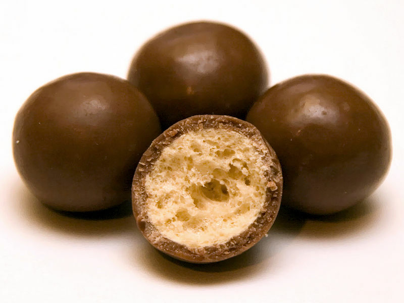 Mars Maltesers Party Bucket 465g Sweets Snack Crunchy Chocolate Bite Size Treats