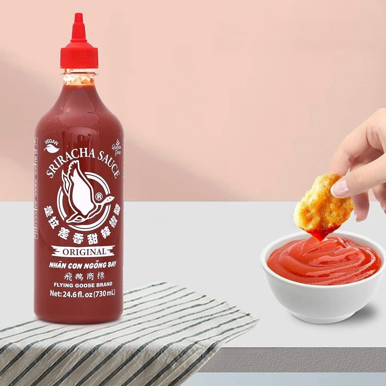 Flying Goose Sriracha Hot Chilli Sauce Authentic Spicy Condiment Vegan 730mL