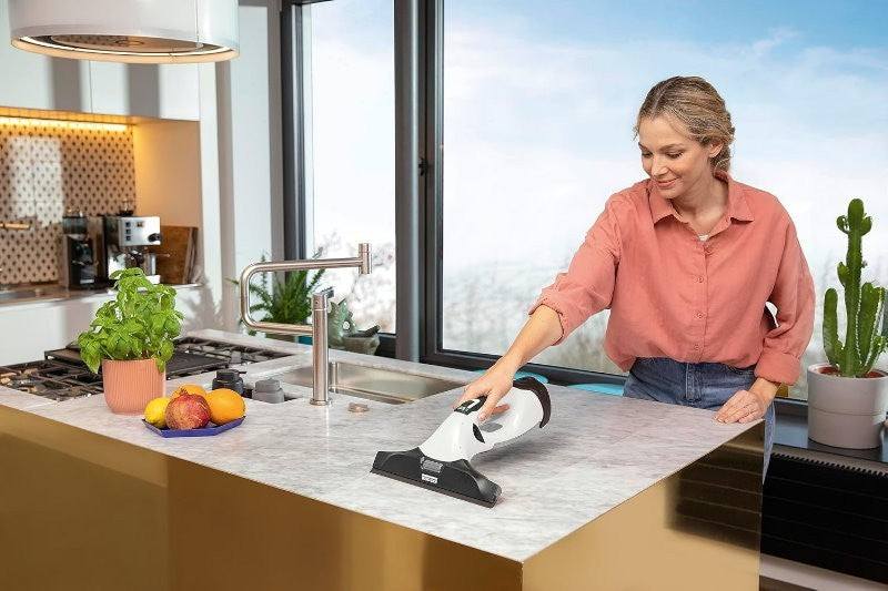 Karcher WV 5 Plus Cordless Battery Window Vacuum Cleaner Kit 1.633-706.0
