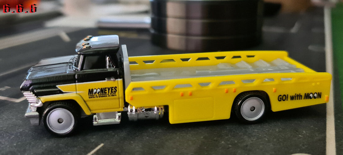 Hot Wheels Premium Collector Set Texas Drive'Em Chevy Pickup Trucks HCP99 1:64