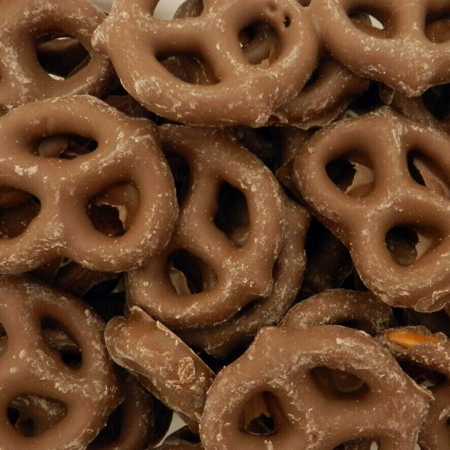 Biancos 100% Australian Premium Fine Milk Chocolate Baked Pretzels Snack 700g