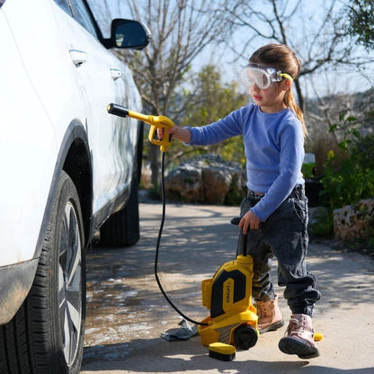 Stanley Jr. 5 Piece Mini Karcher Water Pressure Cleaning Set Toy For Age 3+