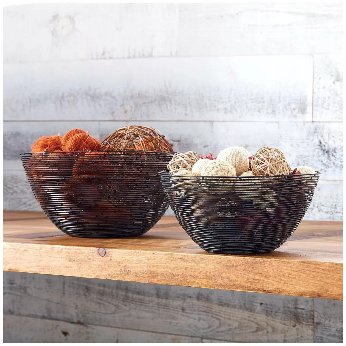 2 x Black Metal Wire Fruit Bowls Modern Decorative Countertop Storage Baskets