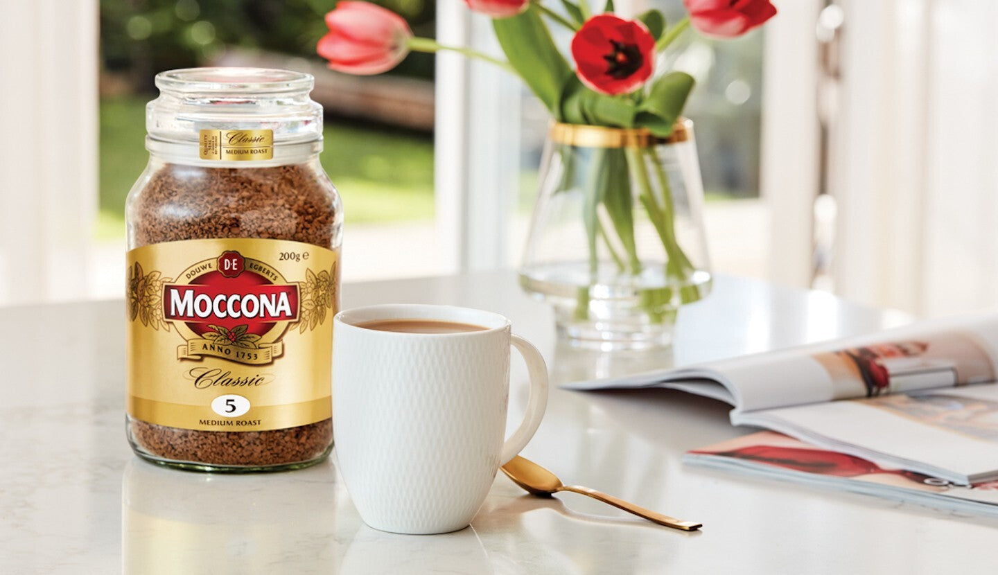 Moccona Freeze Dried Office Instant Coffee Classic Medium Roast 400g Glass Jar