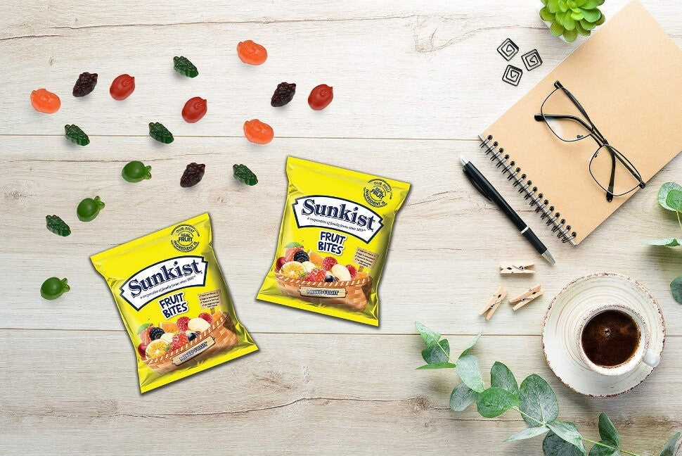 Sunkist 80-Pack Assorted Mixed Fruit Snacks Flavored Gummies (80 x 23g)
