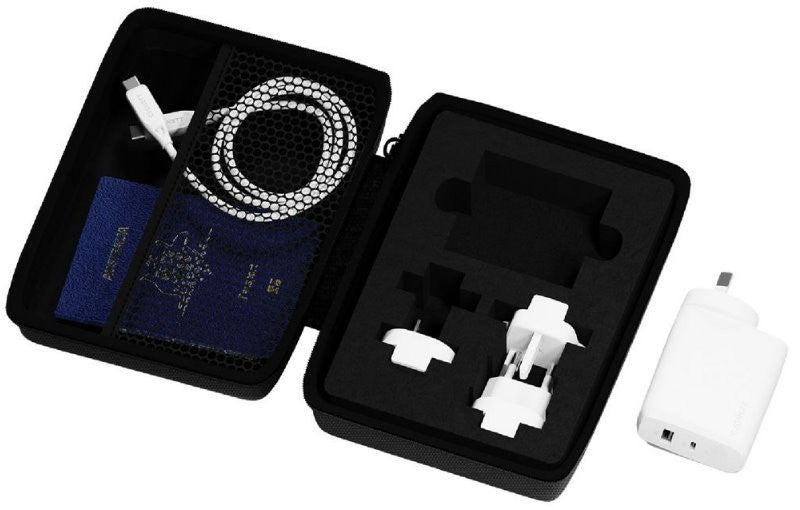 Cygnett PowerMaxx 33 Watt Travel Wall Charger Kit with 5000mAh Power Bank, Case