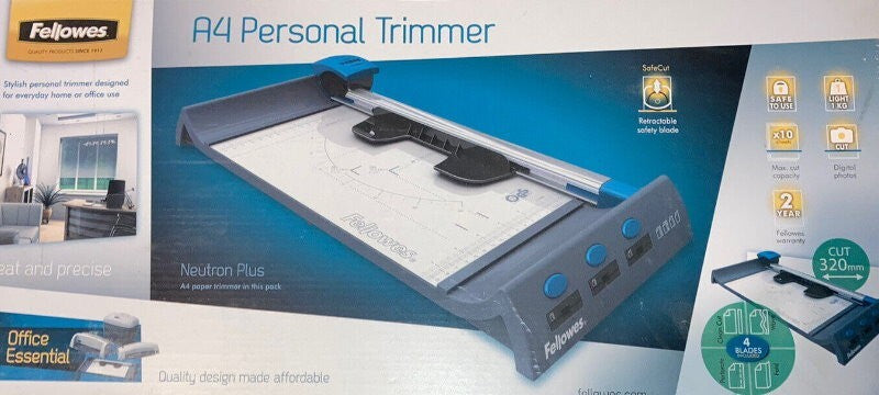 Fellowes Neutron Plus A4 Rotary Paper Trimmer Small Office 10 Sheets 54101