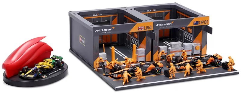 Burago 1:43 Formula One Racing Deluxe Paddock Ferrari, McLaren, Mercedes, RedBul
