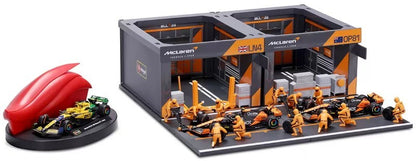 Burago 1:43 Formula One Racing Deluxe Paddock Ferrari, McLaren, Mercedes, RedBul