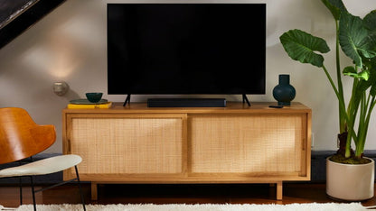 BOSE Solo Soundbar Series 2 Bluetooth TV Speaker with Remote, Wall Mount Kit