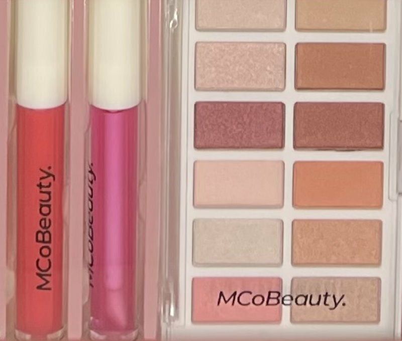 MCoBeauty The Ultimate 14 Piece Beauty Make Up Collection - Make Your Own Lip