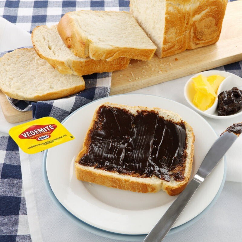 Vegemite 950g Tub Jar Australian Made Vegan Breakfast Sandwich Spread Vitamins B