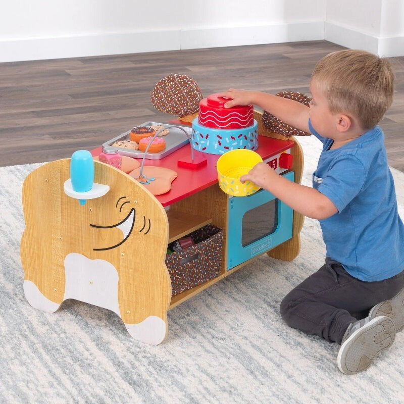 KidKraft Foody Friends Deluxe Baking Fun Puppy Activity Center Gift for Ages 2+
