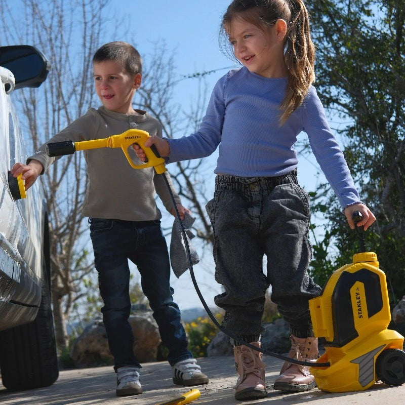 Stanley Jr. 5 Piece Mini Karcher Water Pressure Cleaning Set Toy For Age 3+